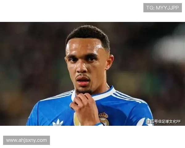 特伦特·亚历山大-阿诺德：从边路奇才到世界级右后卫的崛起之路