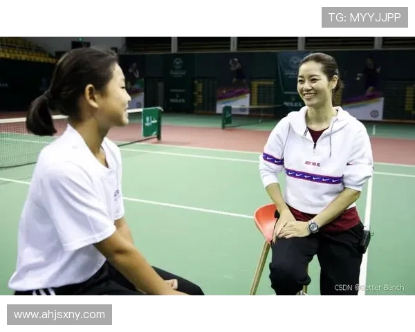 网球运动的魅力与挑战：从技术技巧到心理素质全面解析