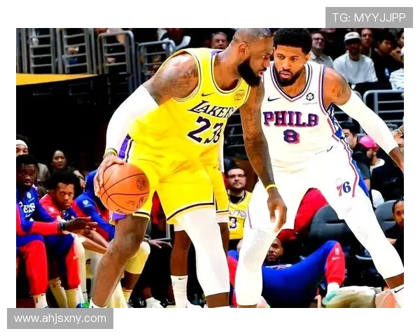 安东尼·戴维斯领衔湖人全新征程 力争复兴与冠军荣光